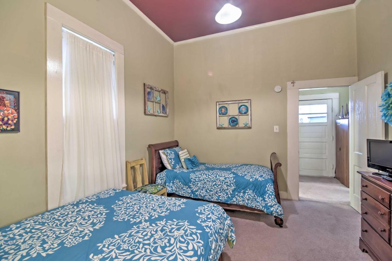 Charming Gulfport Getaway Only 3 Blocks To Beach! Экстерьер фото